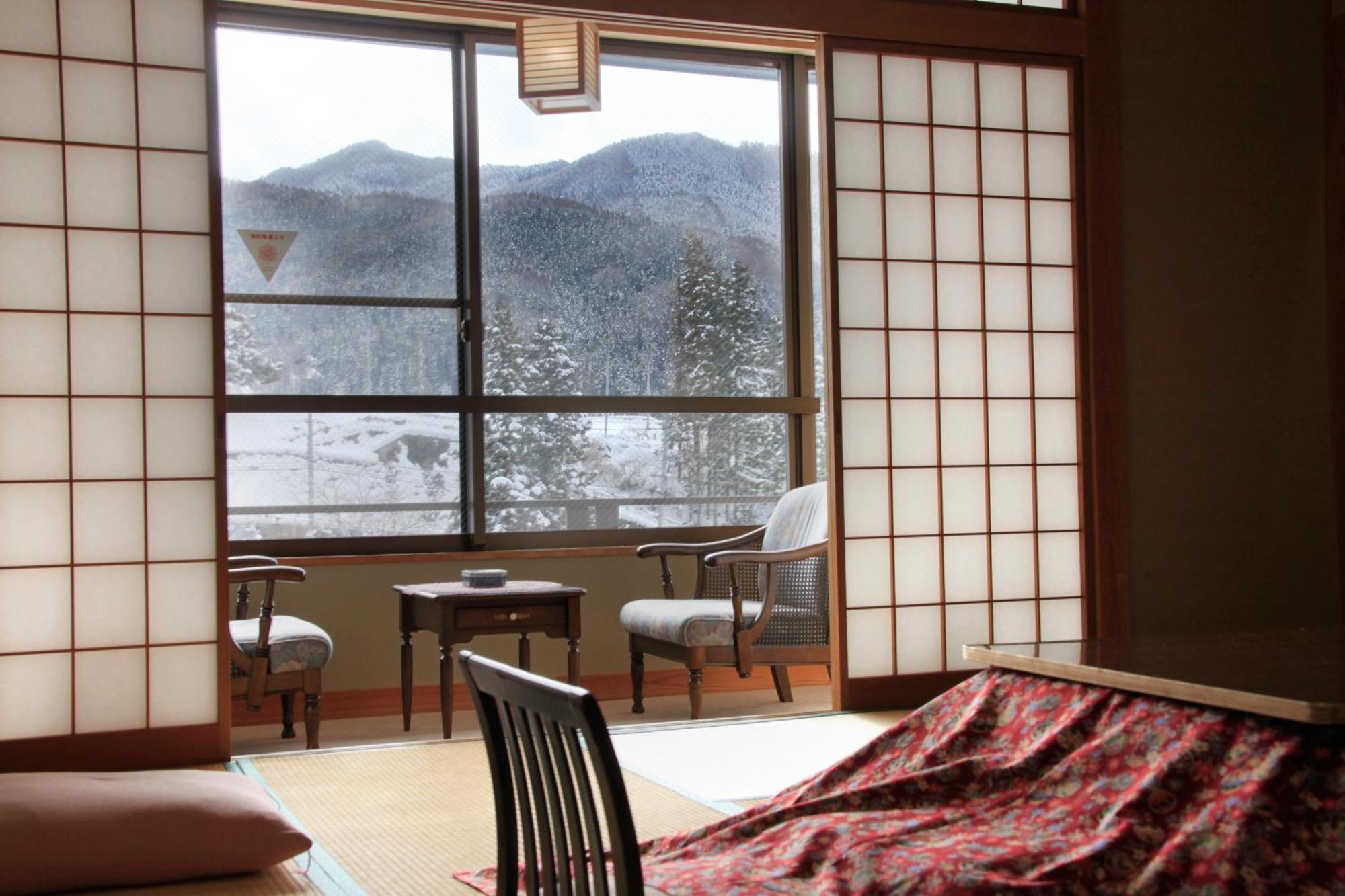 Hotel Wafu-No-Yado Masuya Yamanouchi  Zimmer foto